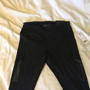 BCBG Maxazria Capri leggings